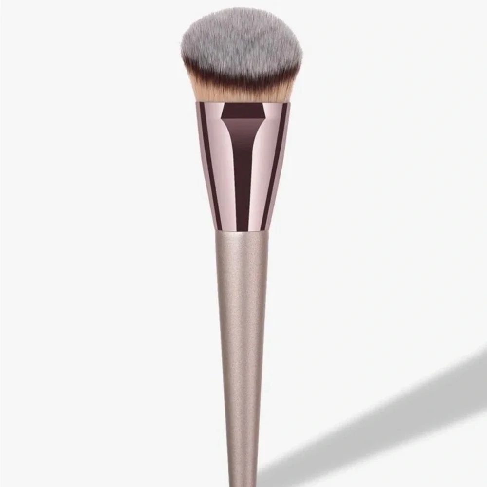 N/A blush brush